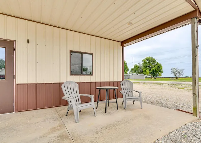Apartment Getaway W/ Covered Patio
