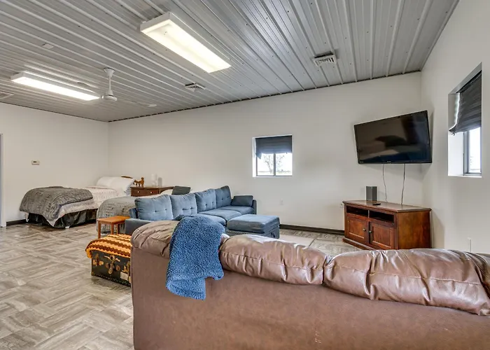 Getaway W/ Covered Patio * Montrose