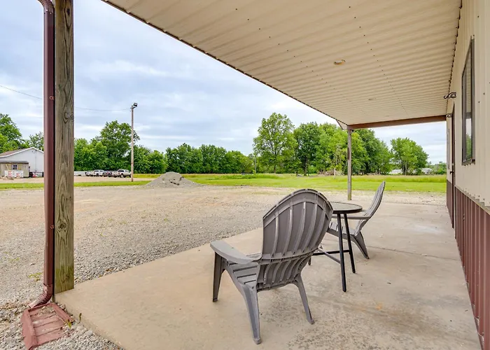 Getaway W/ Covered Patio Apartment *